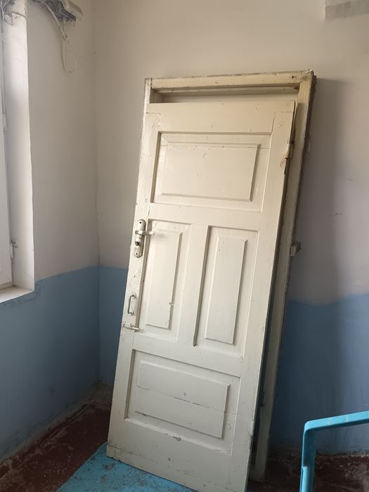 Темир эшик сотилади срочно арзон нархда