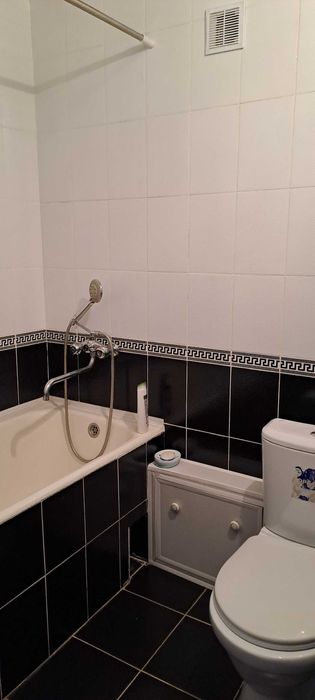 Ижарага 1 хона уй ижарашарнома оркали. Без маклер. Фарход бозор олдида