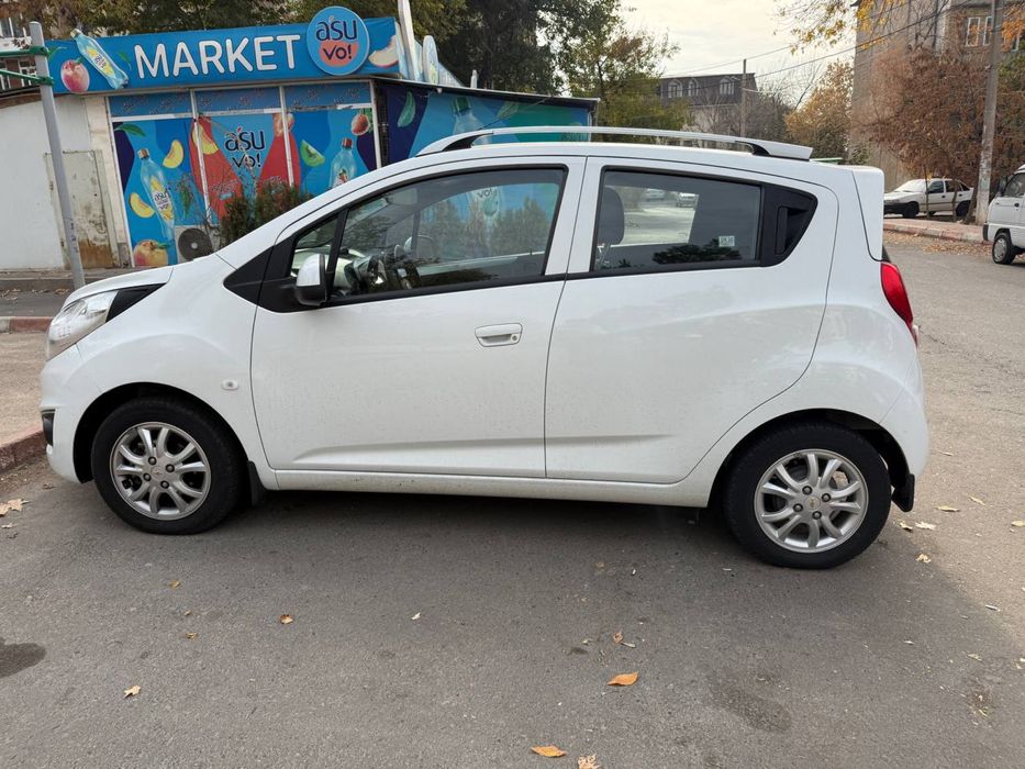 Sotiladi spark avtomat 1 qol