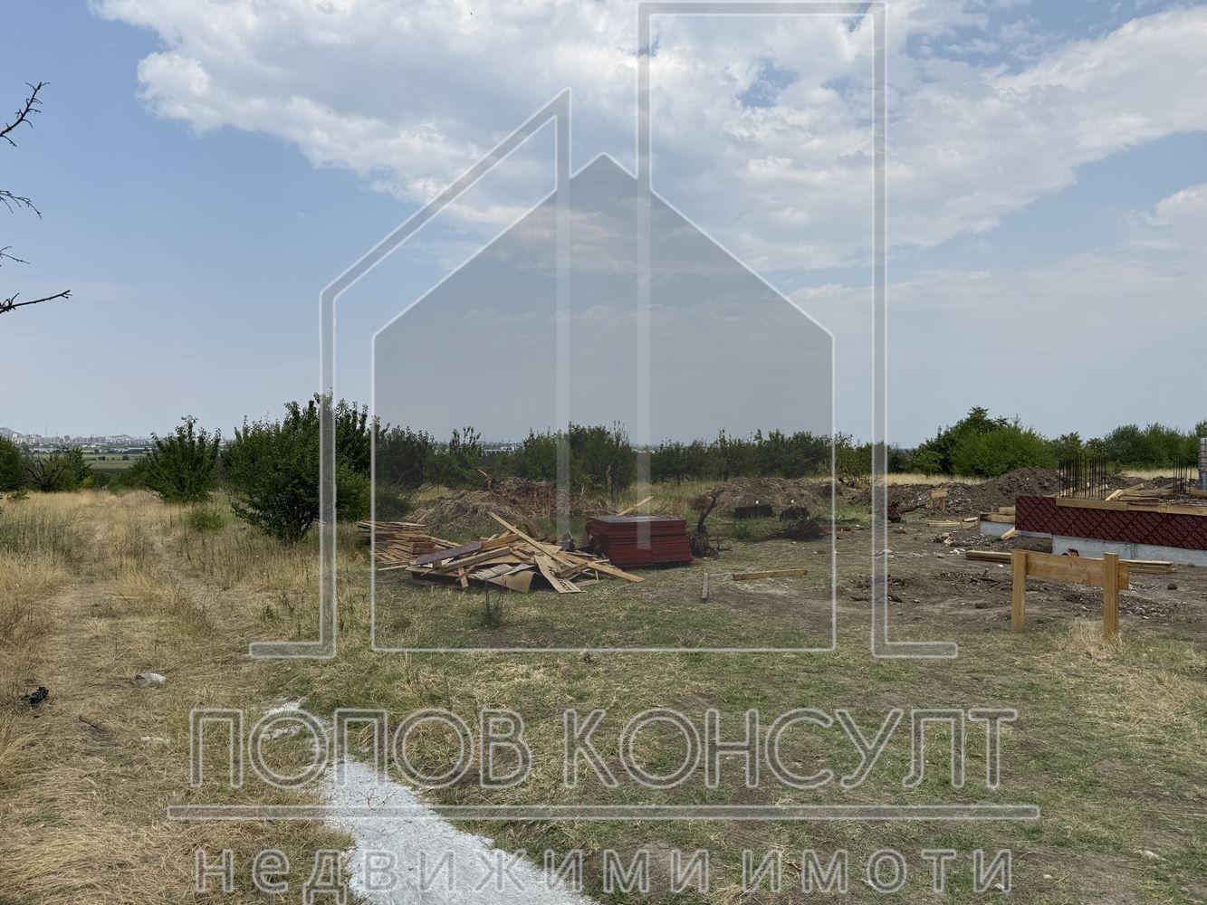 Парцел в Пловдив, област-с.Белащица площ 809 цена 43500