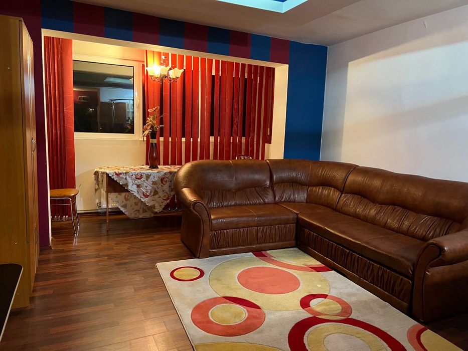 Garsoniera de inchiriat