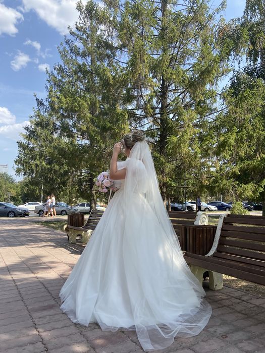 Свадебное платье