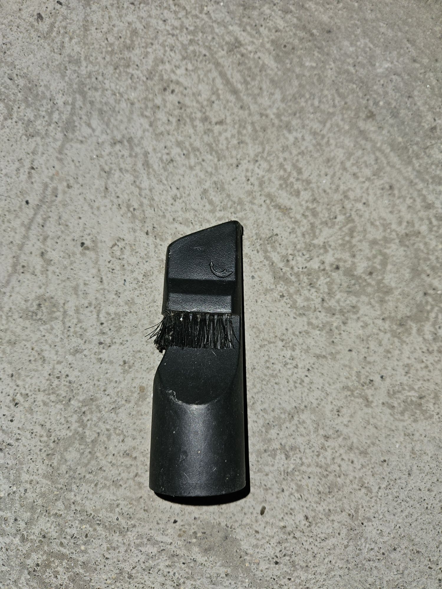 Прахосмукачка Rohnson Logik 2400W