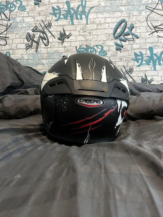 Каска Caberg Helmets