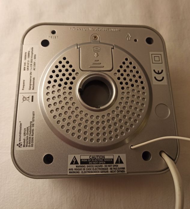 Radio SoundMaster FM + AM cu Ceas digital, Alarmă și Audio In