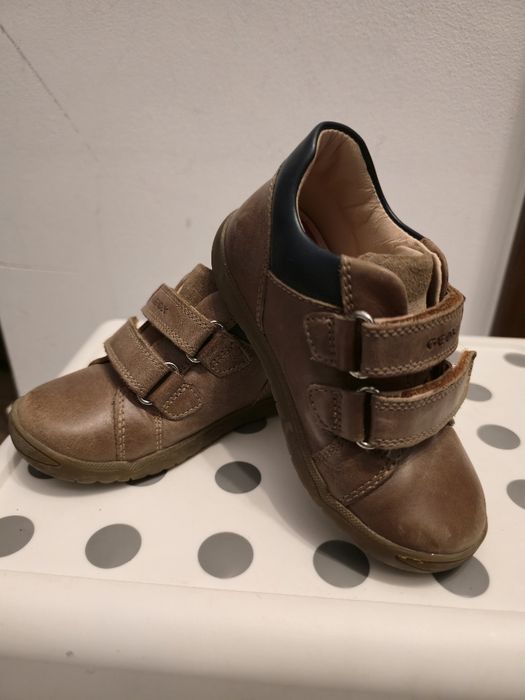 Pantofi Geox cu scai