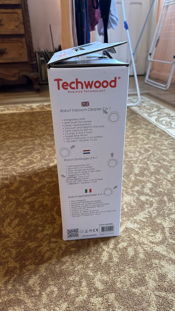 Прахосмукачка-робот Techwood Tar 2036