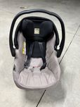 Продавам кош за бебе за кола Peg Perego SL