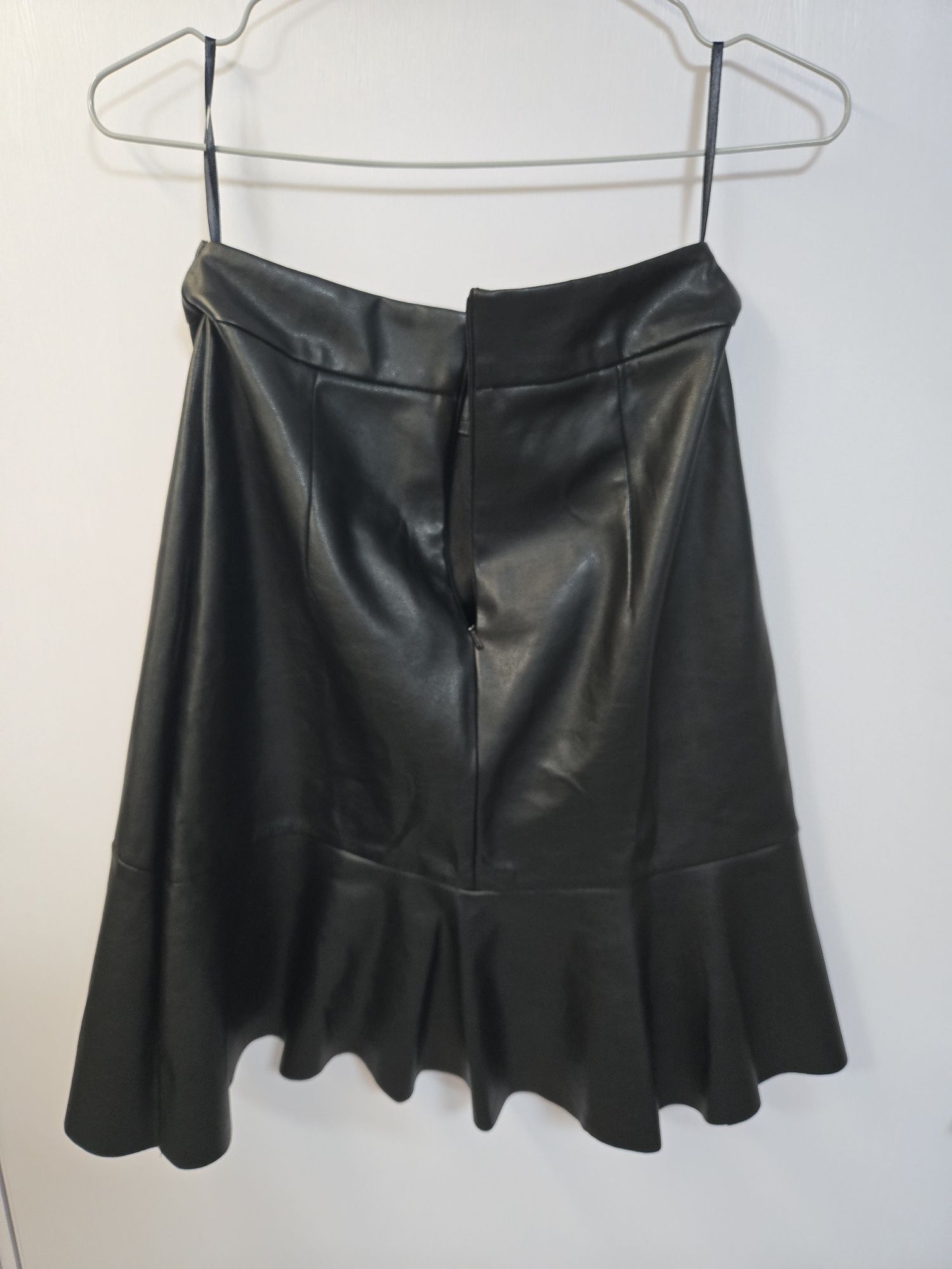 Кожена пола Christine Fashion
