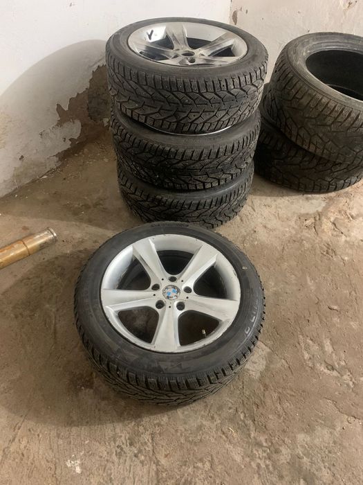 Шины с дисками комплект