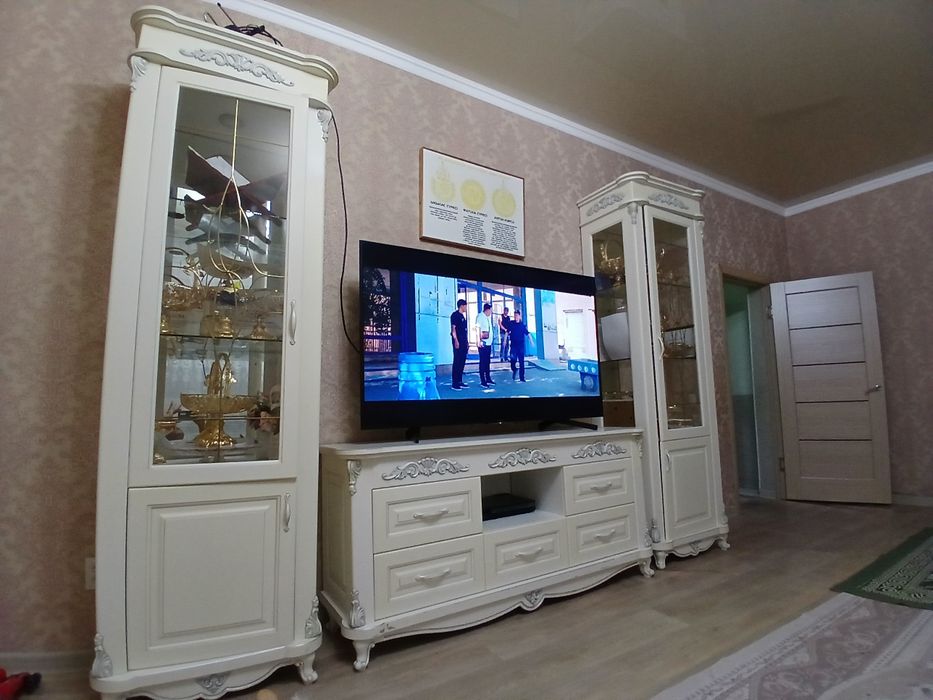 Сатылады гарнитура