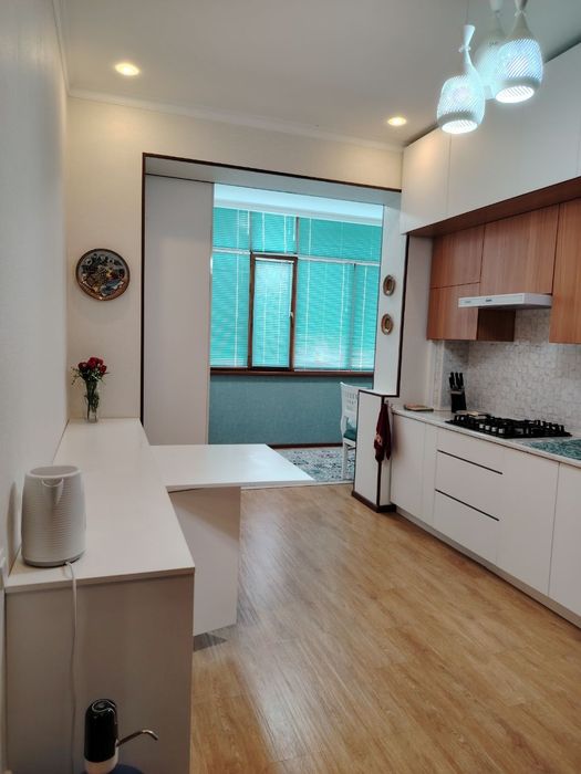 Продаётся квартира в Бухаре 3/2/3