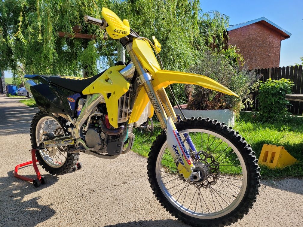 Cross Suzuki RMZ 450