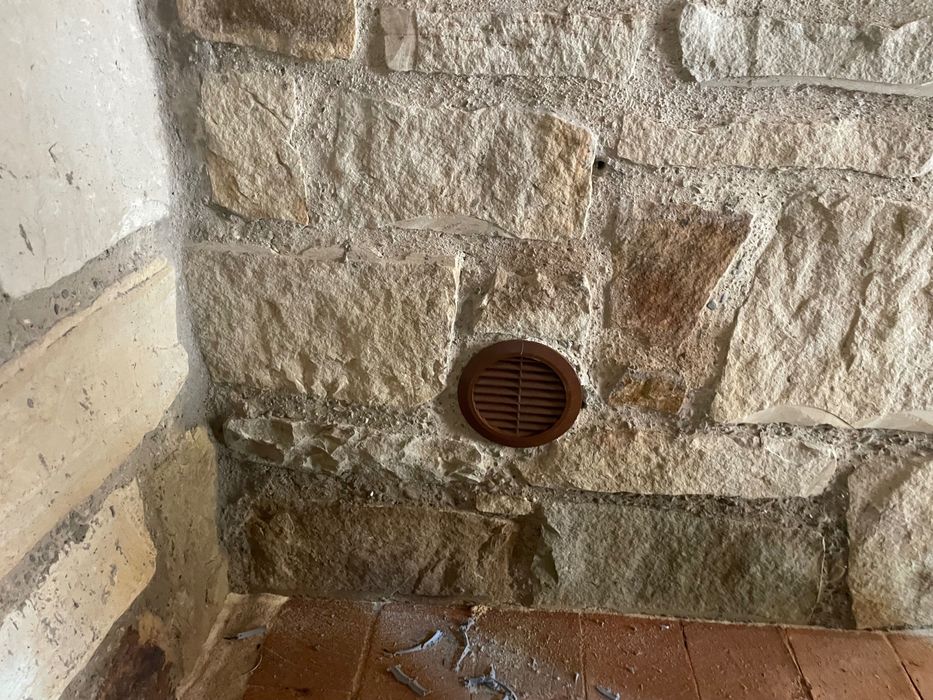 Ventilație în beci / cramă/ pivniță naturală și artificială .