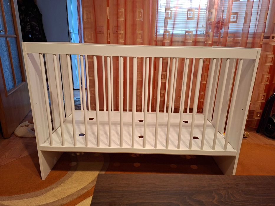 Patut bebe cu saltea