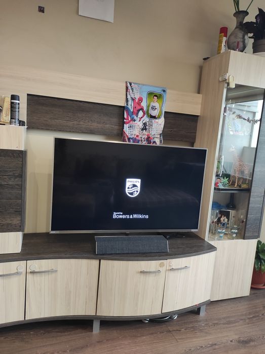 Смарт Телевизор PHILIPS 43 инча Android Ultra HD 4K Ambilight