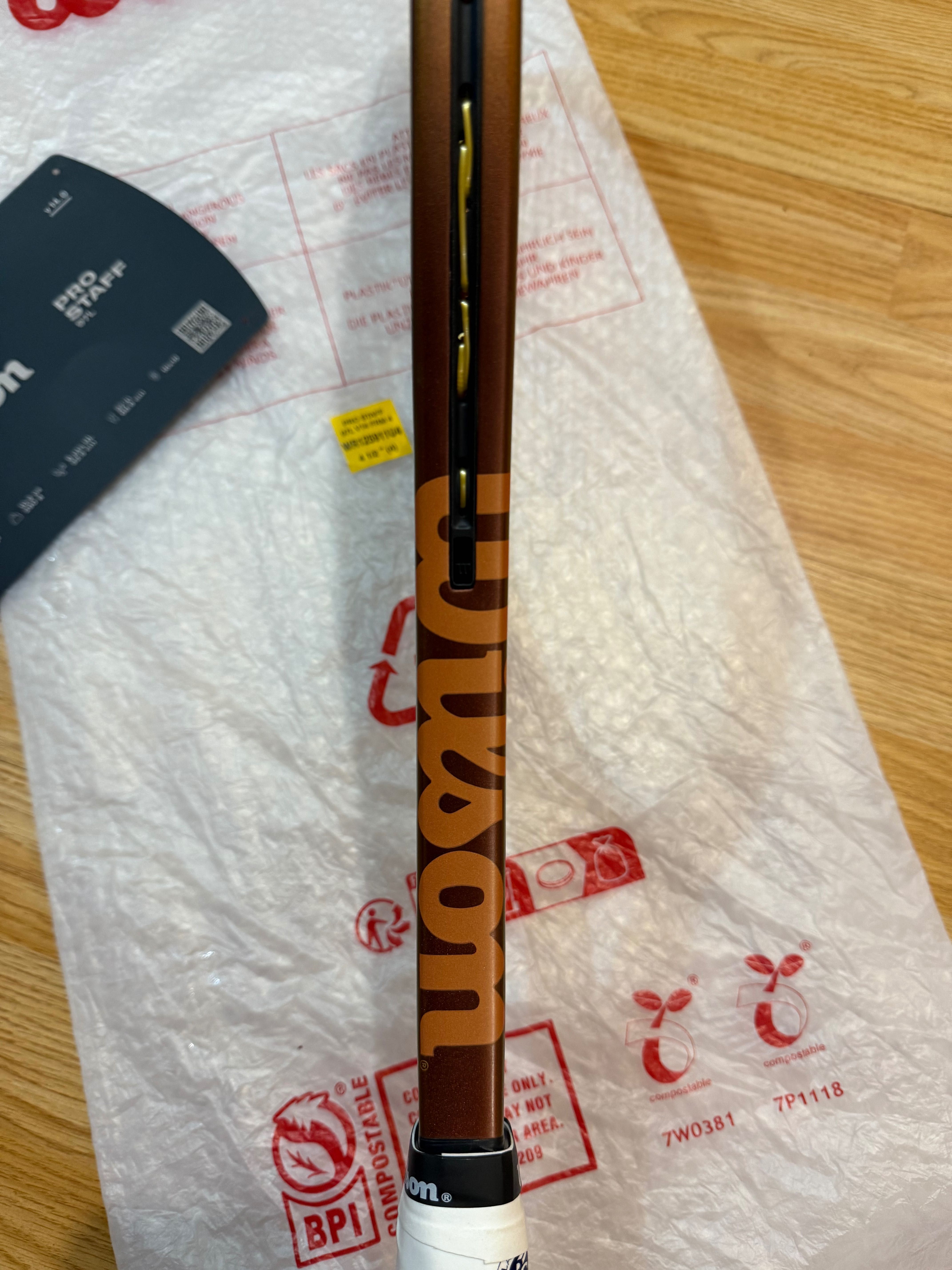 Wilson Pro Staff 97L V14