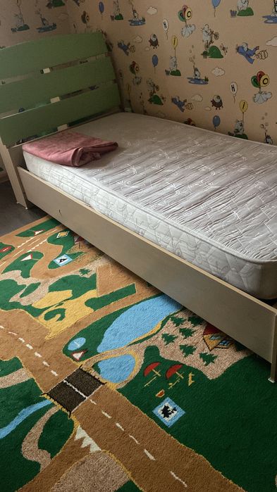 Отдам кровать односпальная