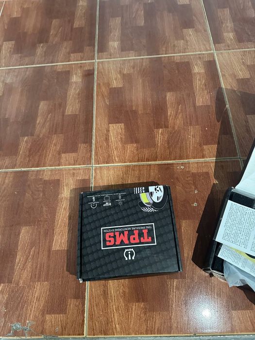 Датчик давления в шинах  TPMS