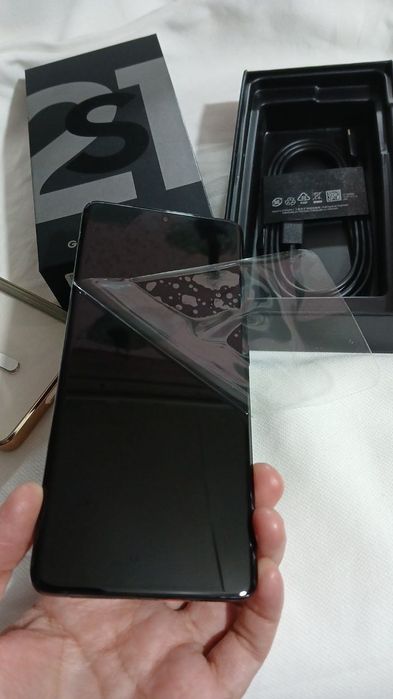 Galaxy S21Ultra 5J sotiladi