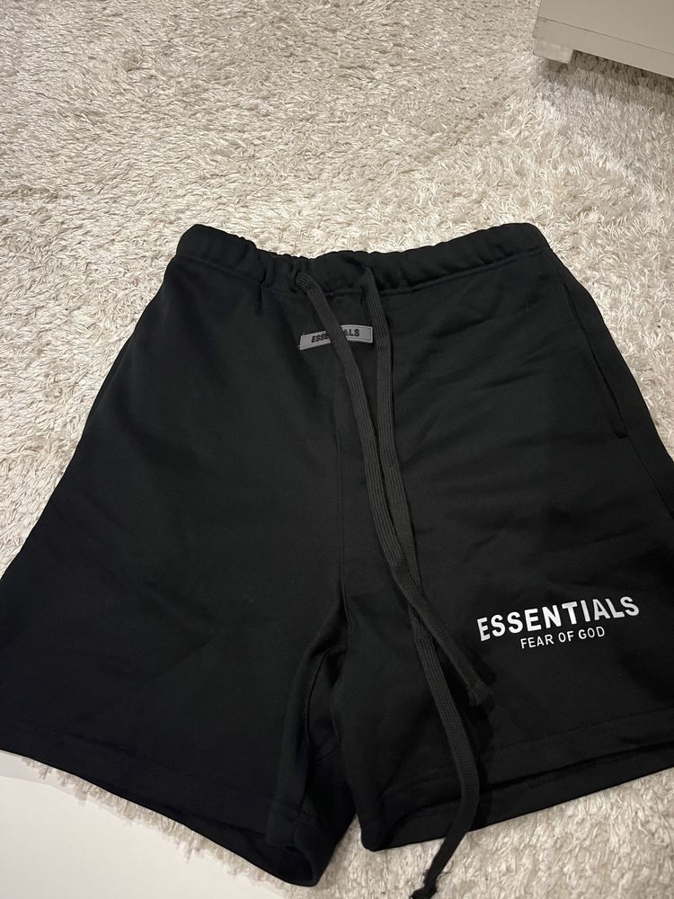 pantaloni scurti essentials