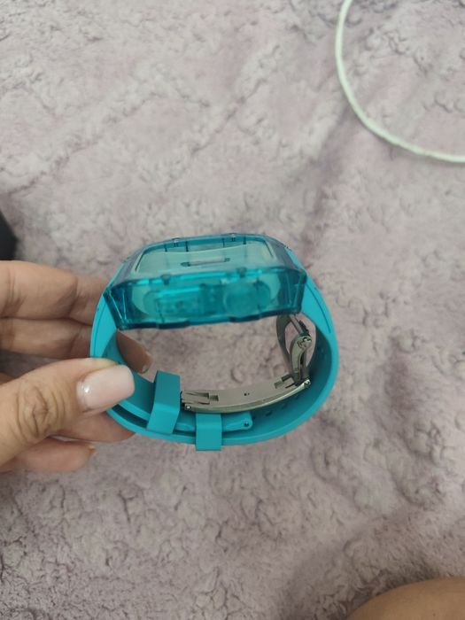 Продам чехол для смарт часов подходит и для apple watch