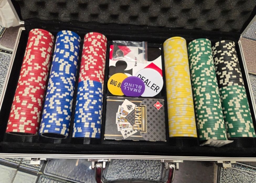 Set poker premium