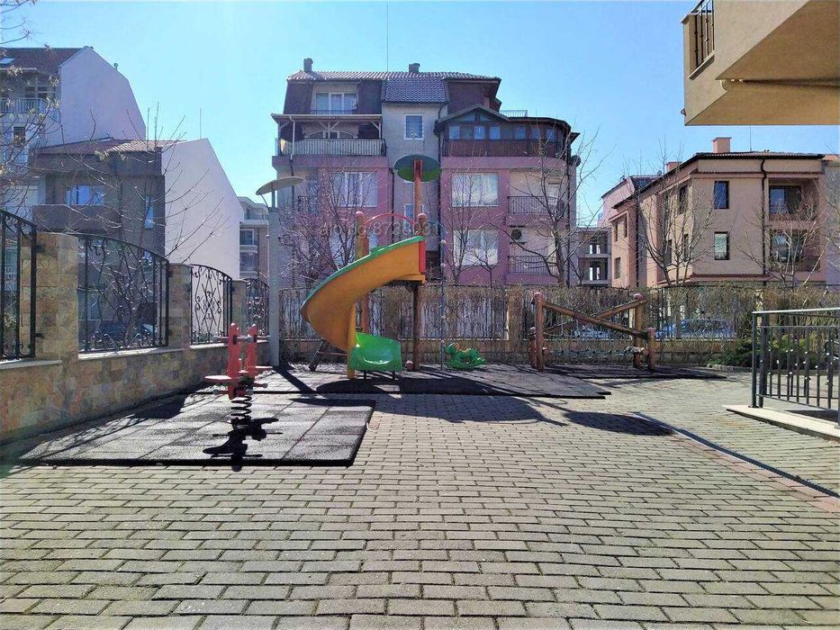 Продава се Двустаен апартамент в Несебър - 55 кв.м за 1346 €/кв.м - Снимка #13