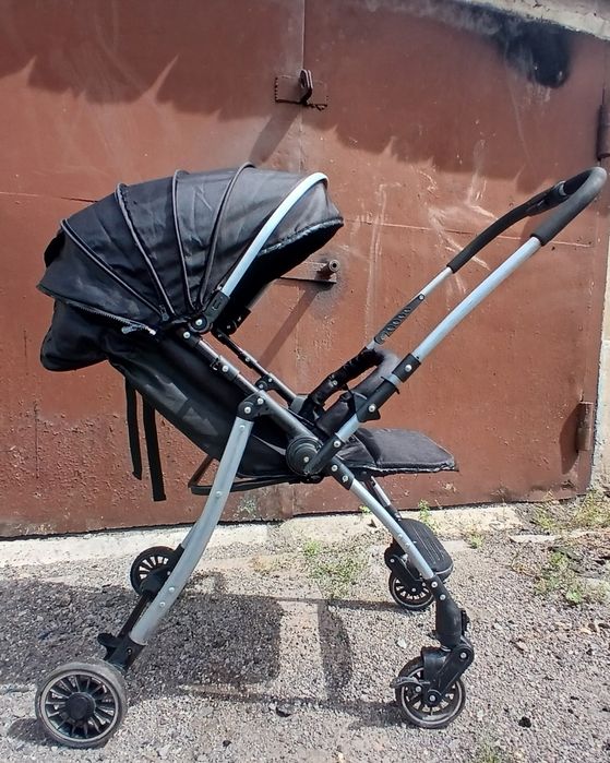 Коляска прогулочная