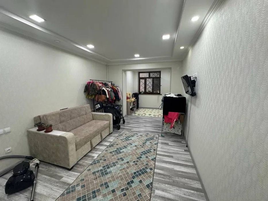 квартира 77-серия
массив Карасу-2
Академия Милиции, улица Дурмон йули