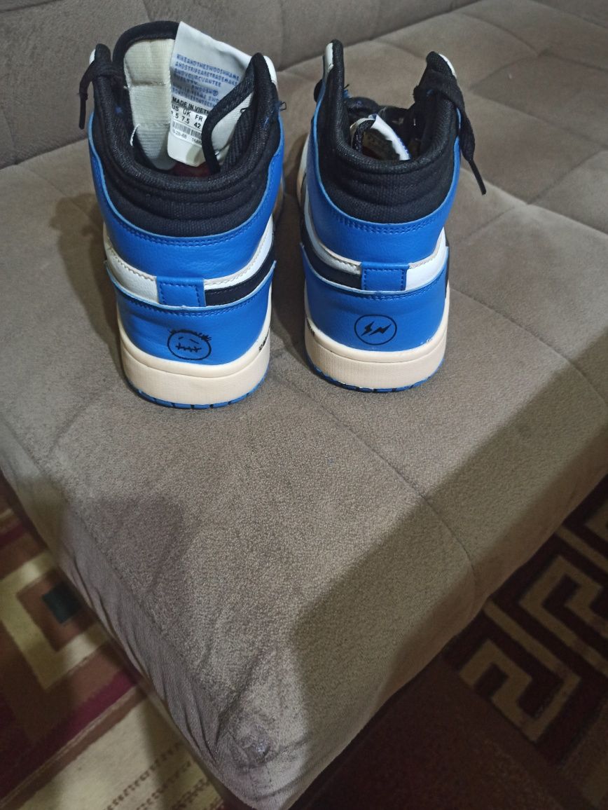Высокие кроссовки Nike и Adidas, унисекс