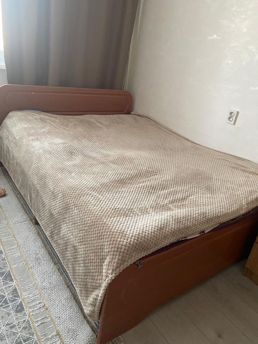 Кровать двухспальная 145/200