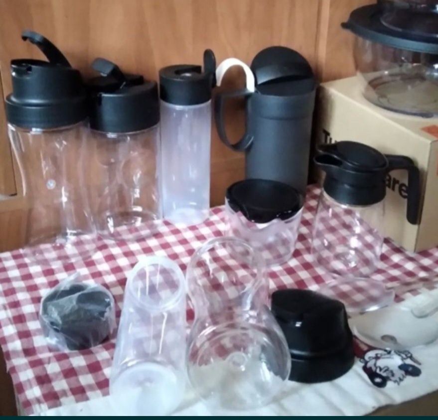 Малки големи помощници Tupperware