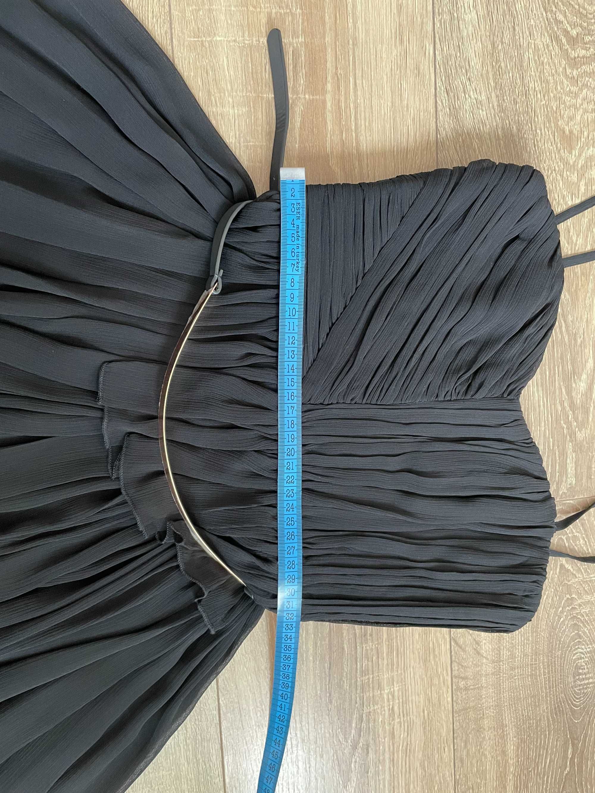 Rochie neagra plisata cu corset Mango S