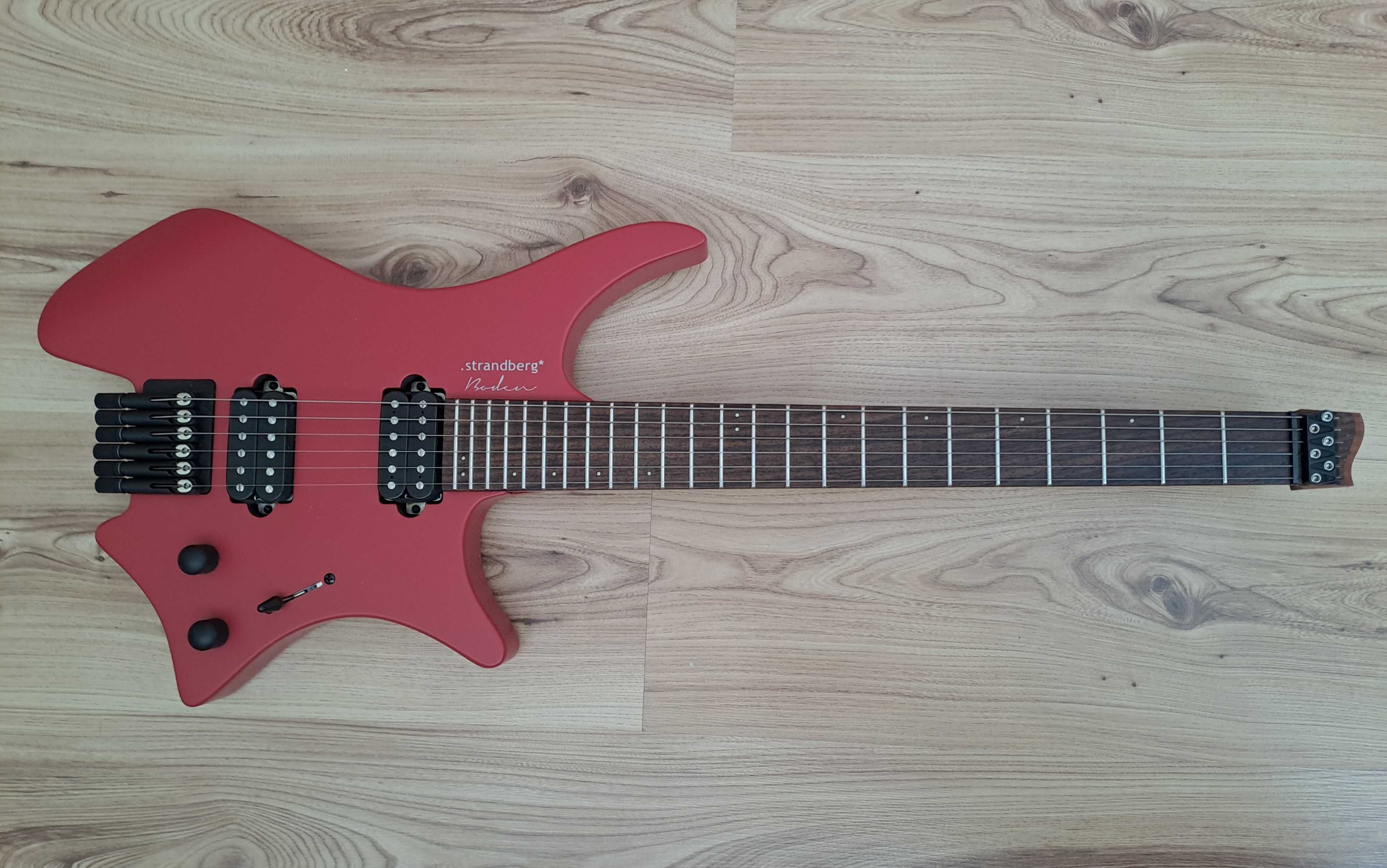 Китарата на XXI век- Strandberg Boden Essential