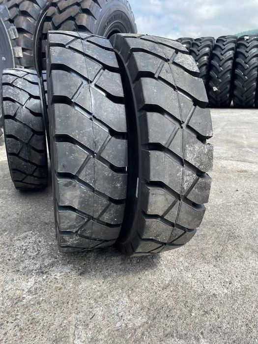 Cauciucuri noi SOLIDE 7.00-12 Anvelope INDUSTRIALE cu livrare rapida