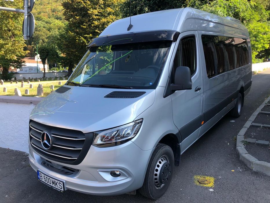 Transport persoane microbuze, autocare