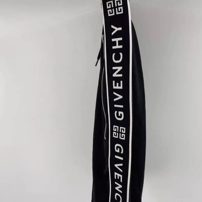 Gucci,givenchy,christian dior