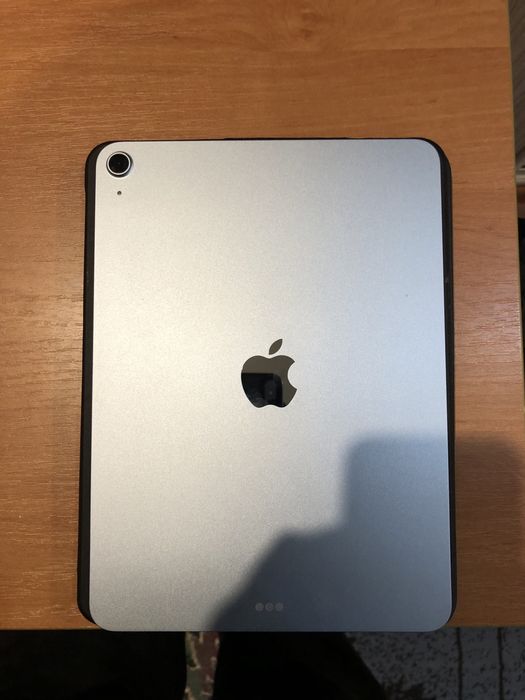 Продается iPad air