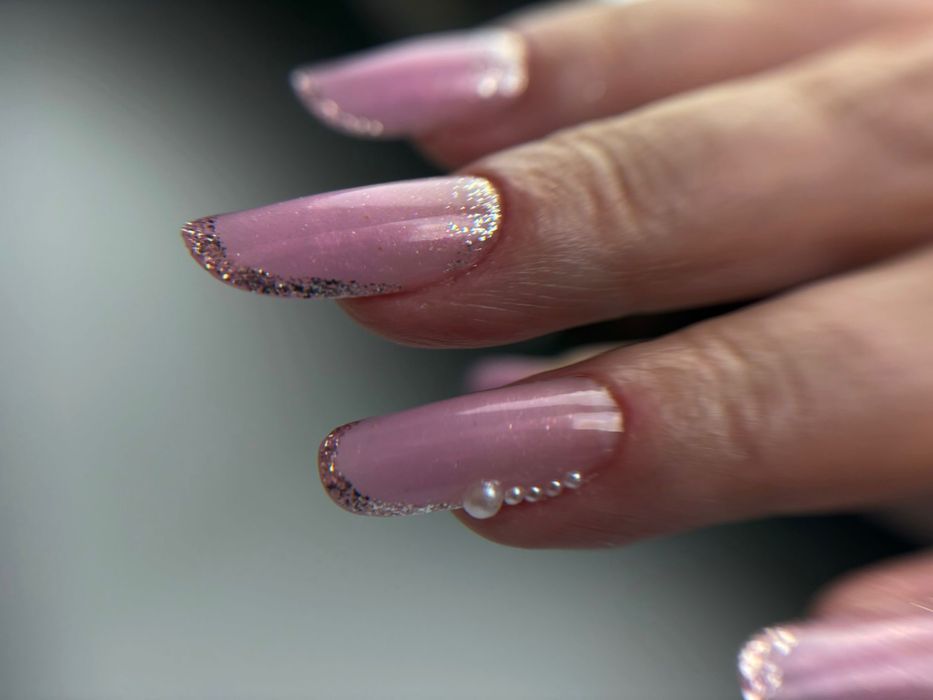 Unghii cu gel / manichiura/gene fir cu fir