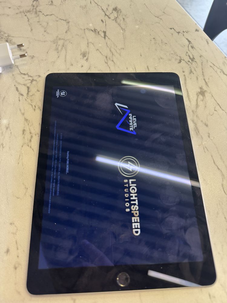 Ipod AIR 2 yaxshi holatda