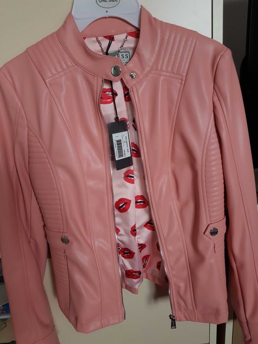 Geaca guess marimea xs