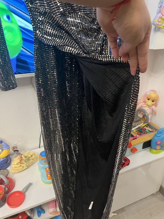 Rochie de petrecere adusa din anglia nr 42purtata cateva ore