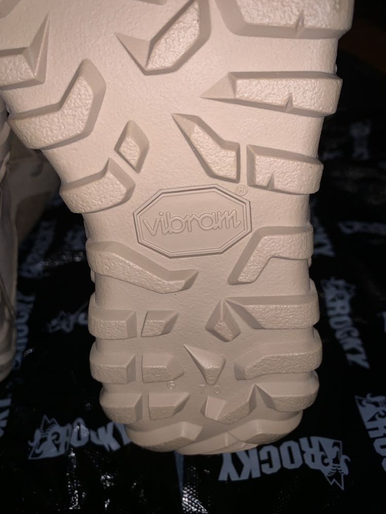 Bocanci militari Rocky S2 V desert