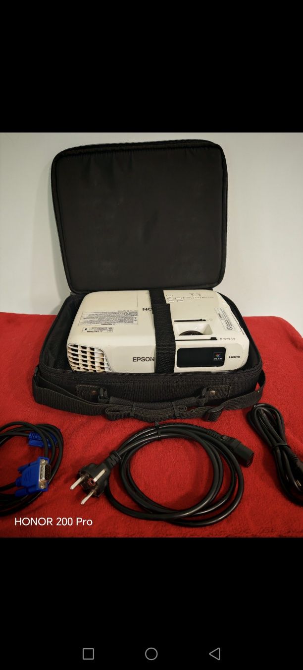 Epson EB-X18 projector