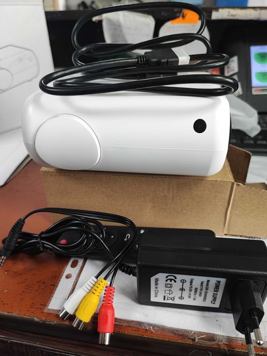 LED Видео Проектор за стена Mini WiFi Projector Cast Mirror 5500 Lm.