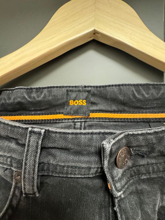 Blugi Hugo Boss originali, slim fit, mărimea W32 L32