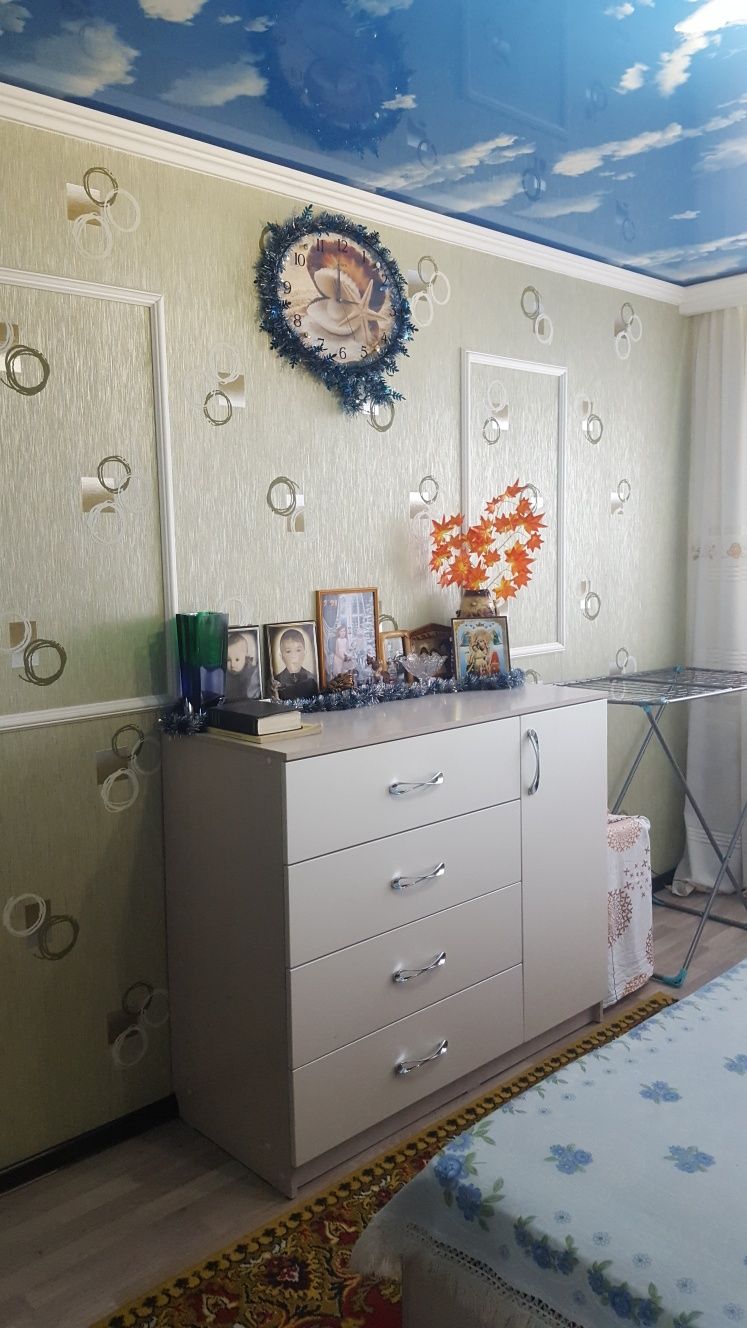 Продаётся 2-х комнатная квартира в Пришахтинске, 23-й микрорайон.