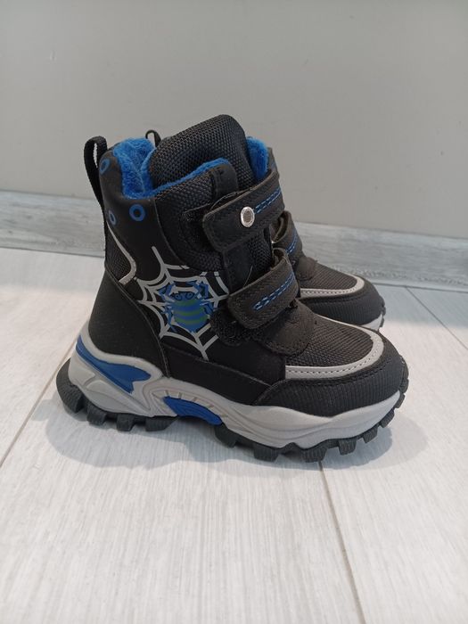 Детски ботуши 24 номер Нови