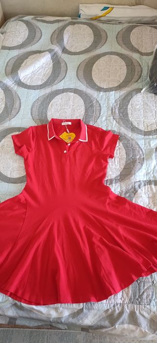 Платья новые для девушек